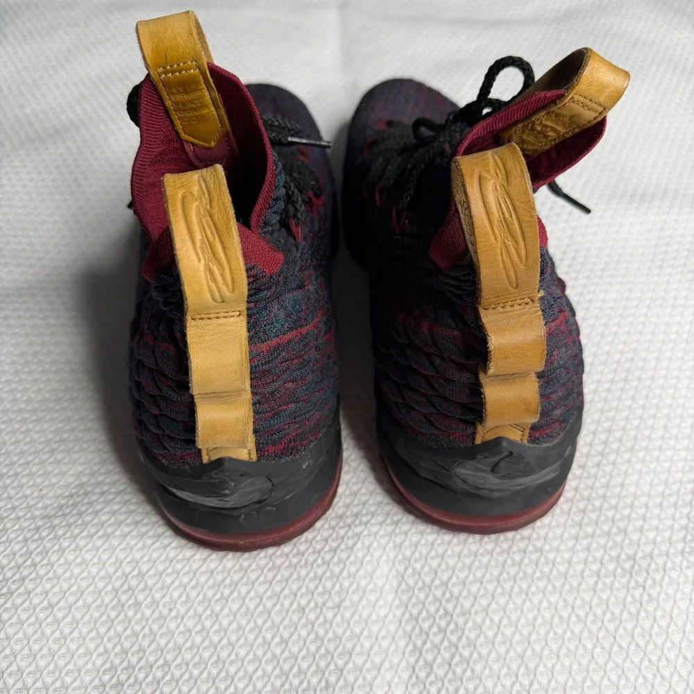 Nike LeBron 15 New Heights Dark Atomic Teal Team Red 897648-300 Mens 11.5